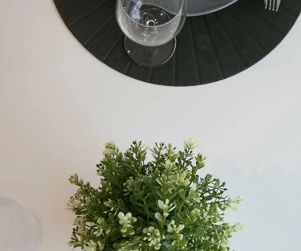 Moderne A Pour 4 Personnes * Caen